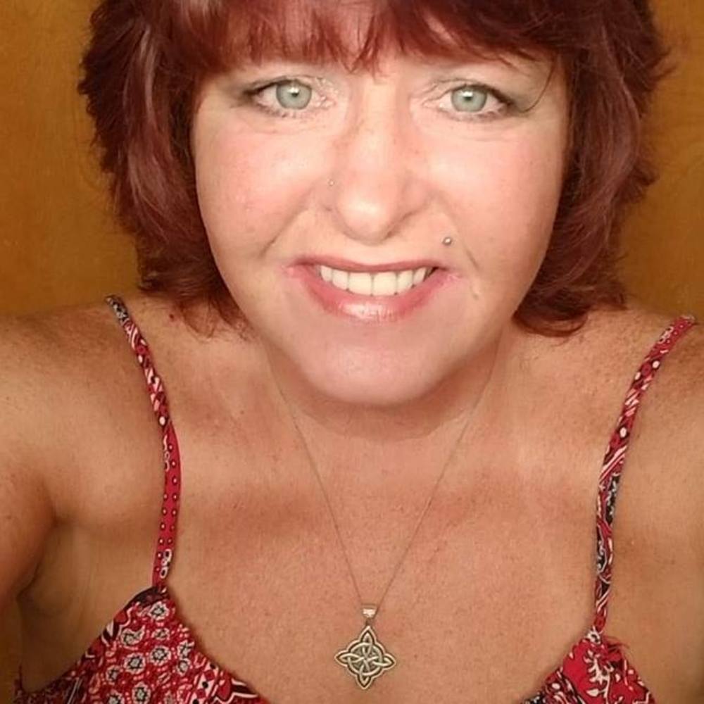 Meet your Posher, Candi